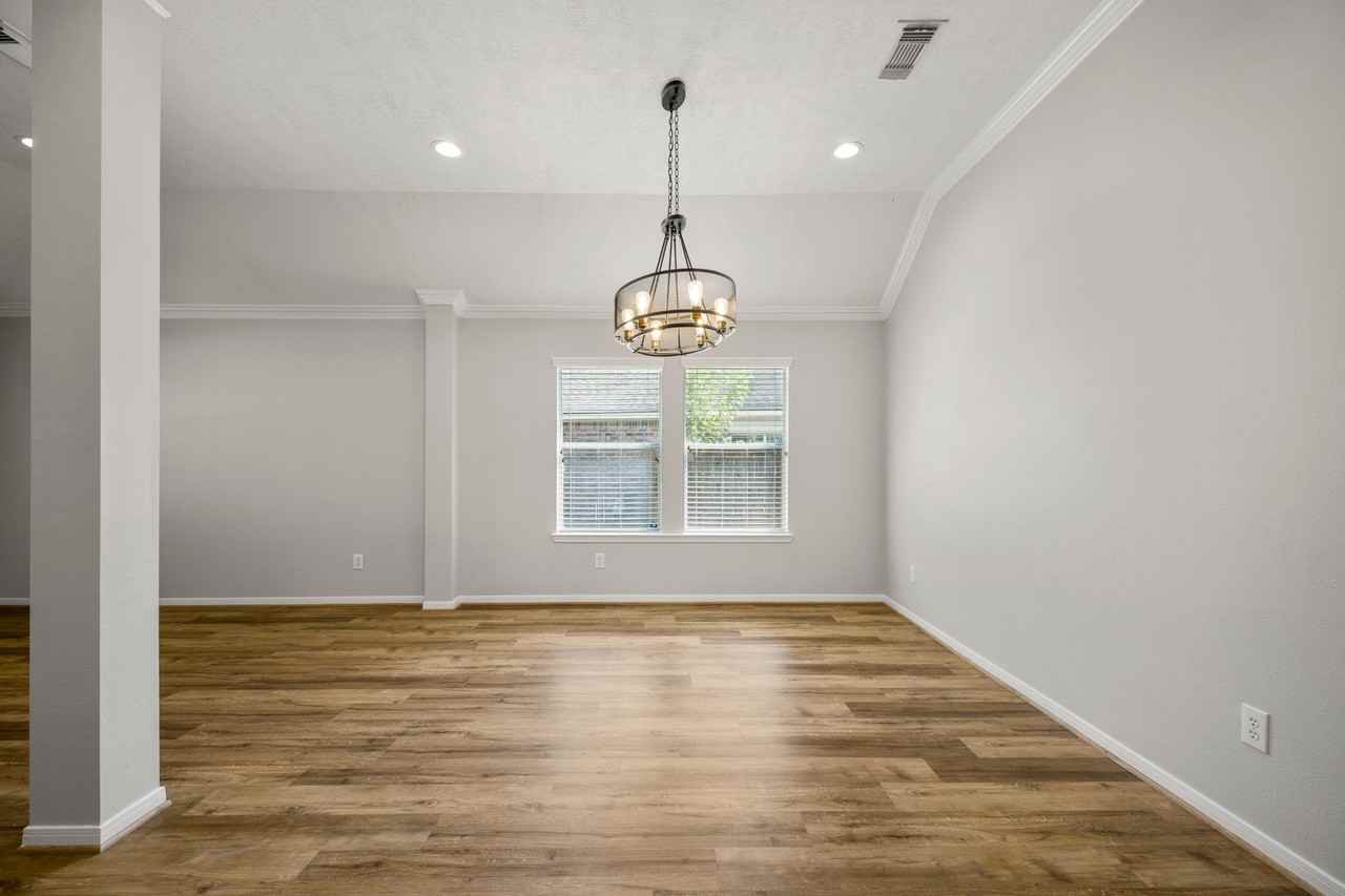 1234 Walston Ridge Dr - Photo 7 of 39