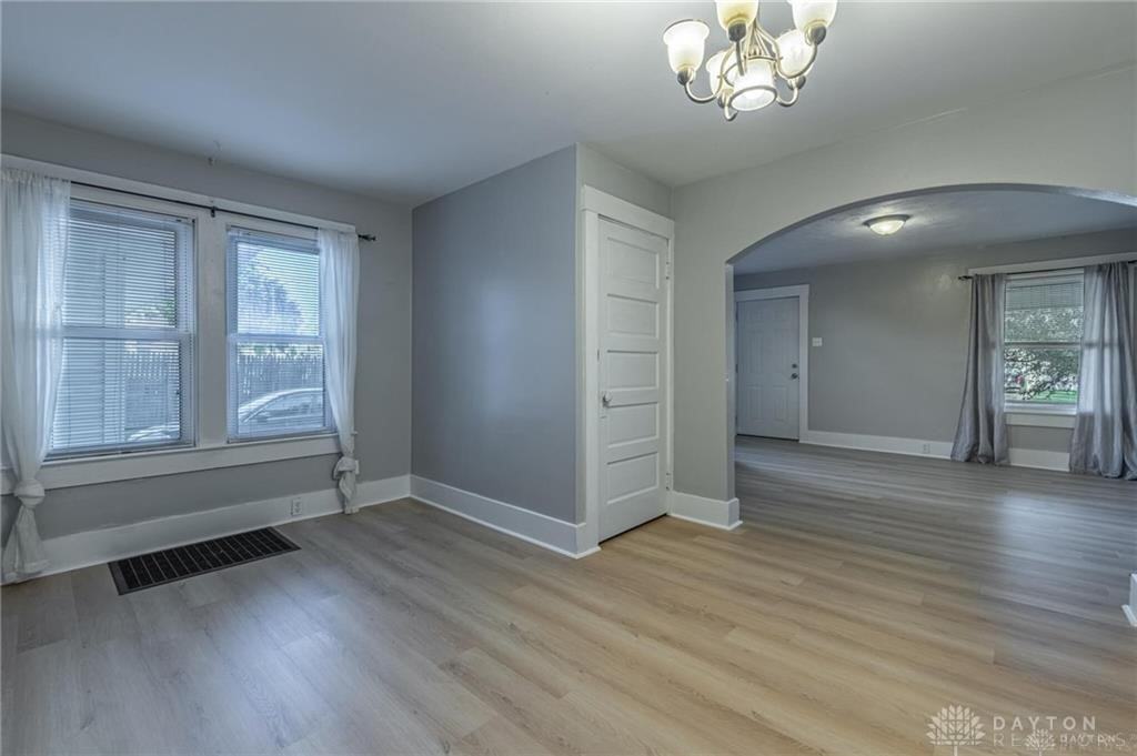 9 S Maple Ave ##7 - Photo 4 of 15