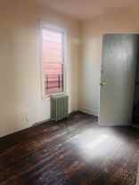 33 Clinton Ave - Photo 1 of 1