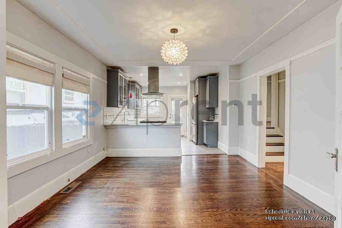5624 Market St - Photo 2 of 22