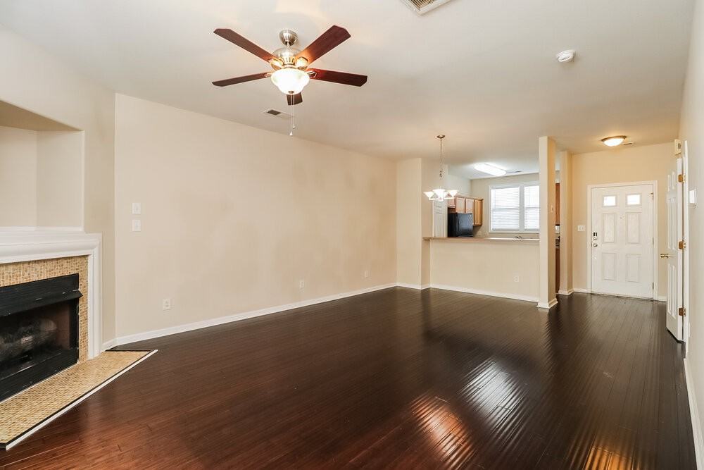 8248 Carob Tree Ln - Photo 6 of 17