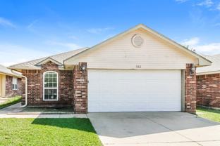 512 Sw 38th Ter - Photo 1 of 1