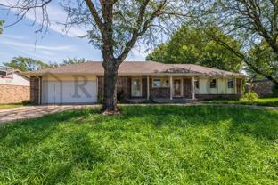 630 Park Rd - Photo 1 of 1