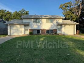 725 N Dougherty Ave - Photo 1 of 1