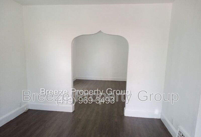 422 Dexter St - Photo 6 of 28