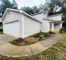 508 Farmingdale Rd Se - Photo 1 of 1