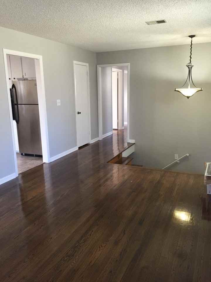 328 Dunbar Cave Rd - Photo 2 of 15