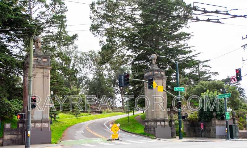 2823 Golden Gate Ave - Photo 3 of 10