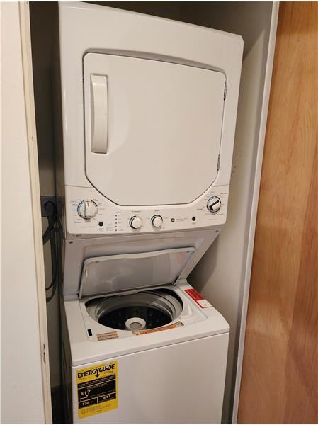 1420 Hopkins St Nw #1 - Photo 6 of 6