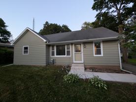 2016 Eastmoreland Ave - Photo 1 of 1