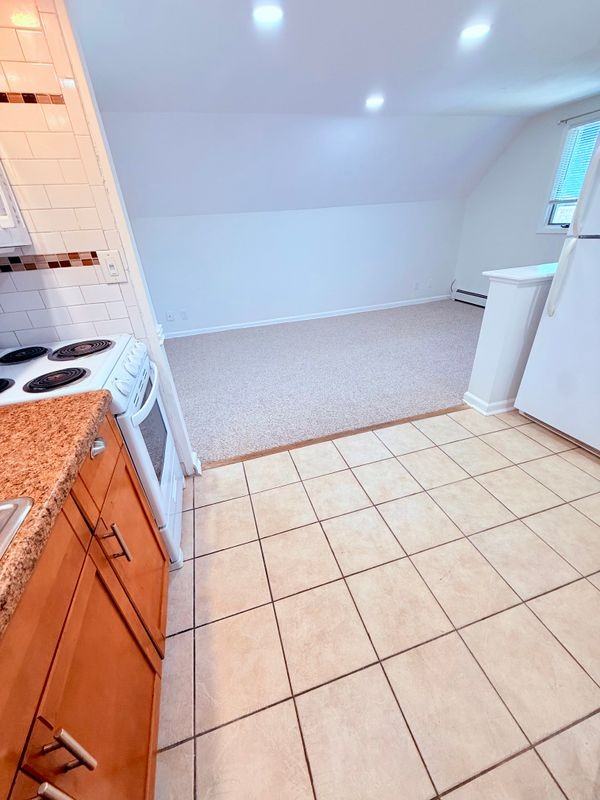 220 Lafayette St - Photo 2 of 9