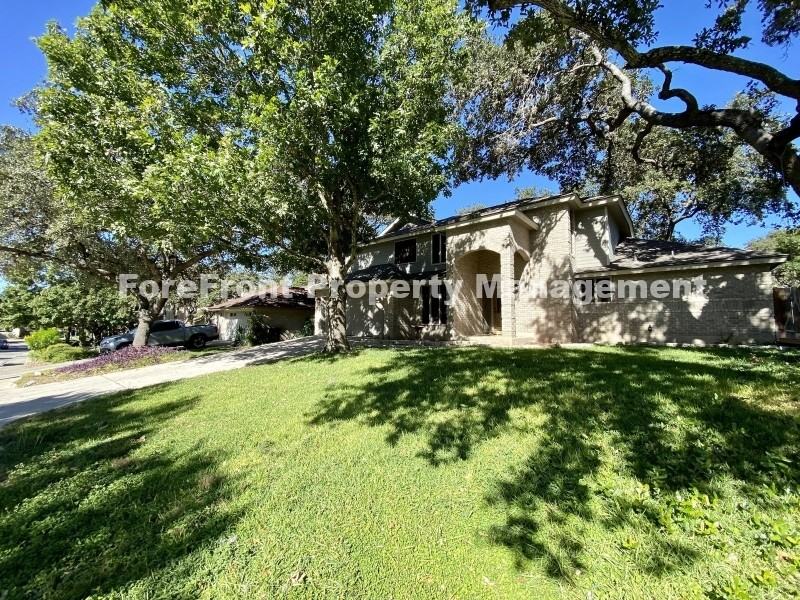 8911 Shady Leaf - Photo 3 of 50