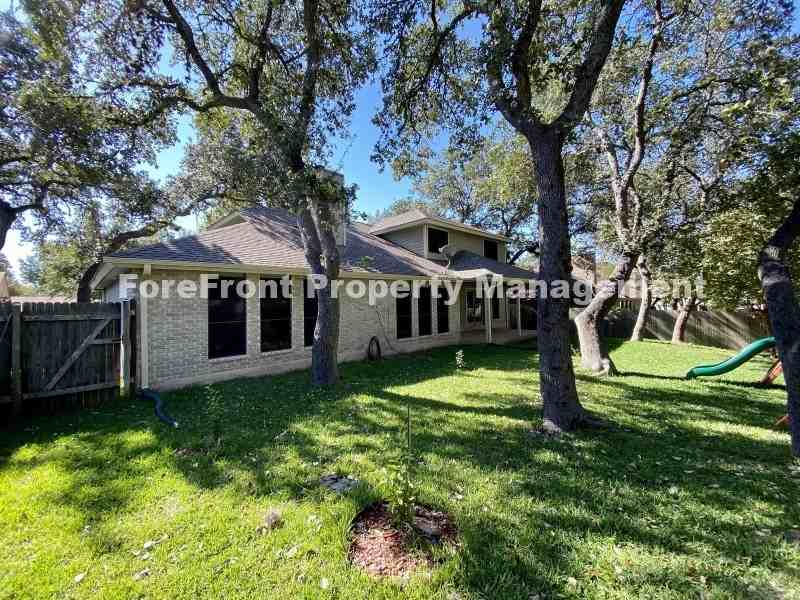 8911 Shady Leaf - Photo 7 of 50