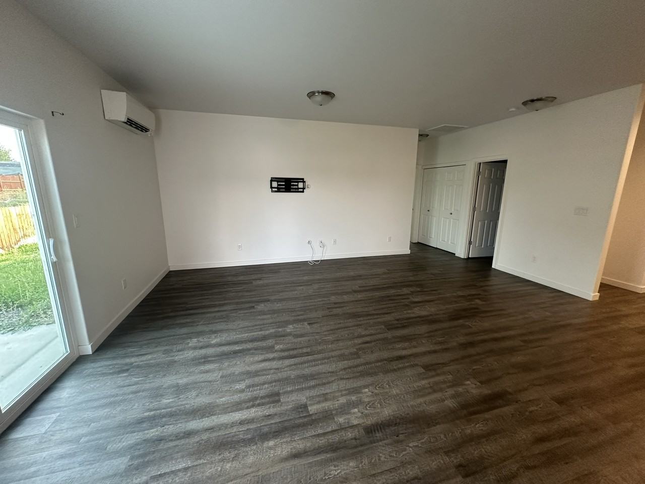 1281 Lucy Ave #NA - Photo 2 of 9