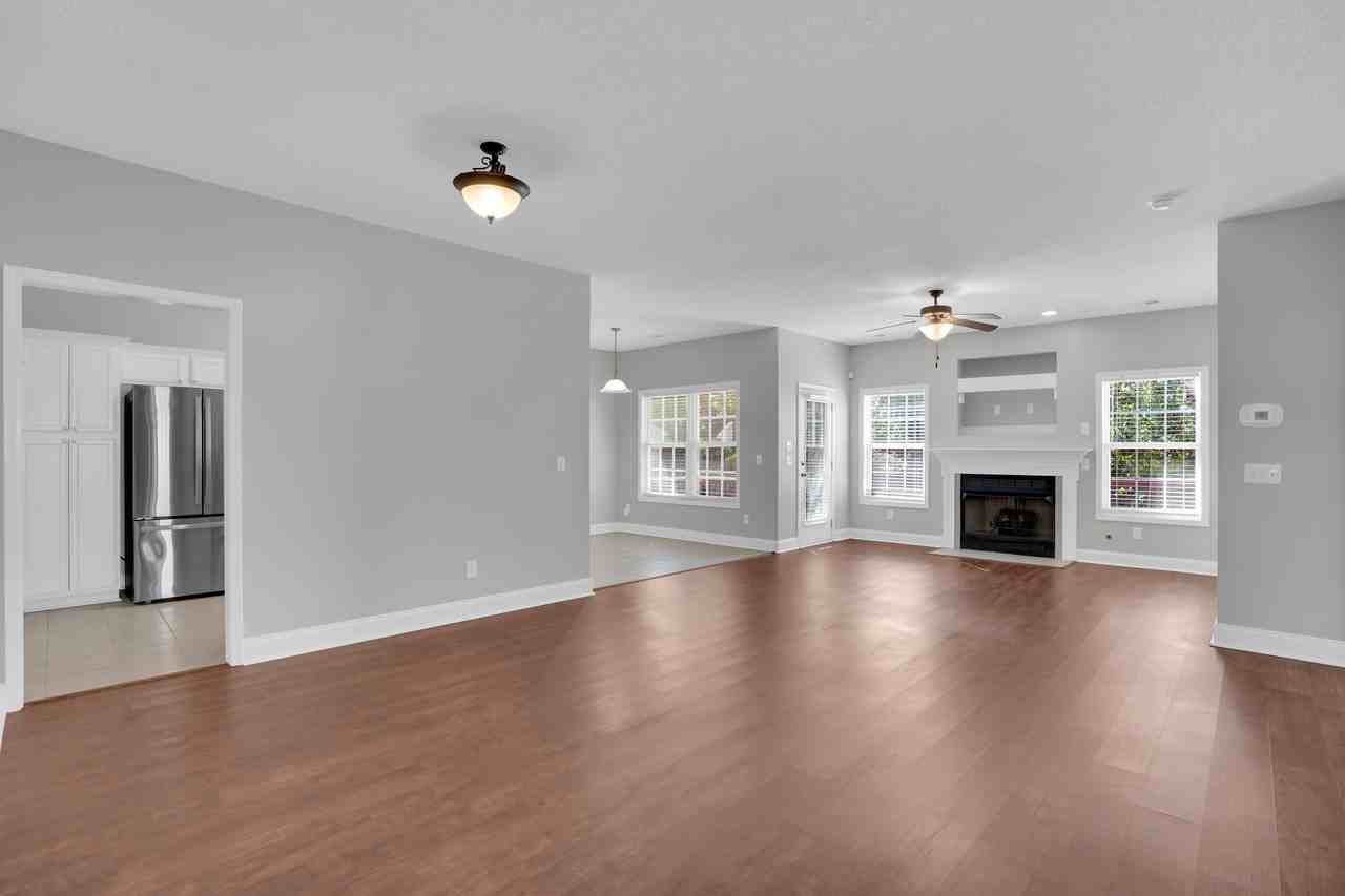 321 Joshua Tree Ct #NA - Photo 2 of 20
