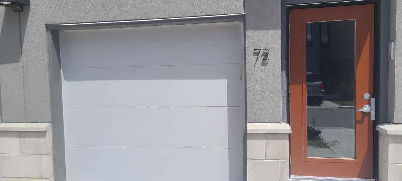 550 Sandison St #72UH