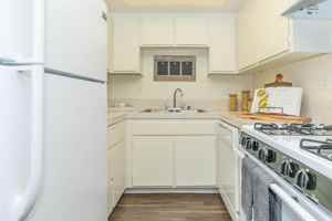 featured image of 3300 Quartz Ln