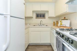 3300 Quartz Ln - Photo 1 of 1