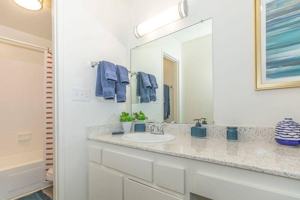 featured image of 3300 Quartz Ln