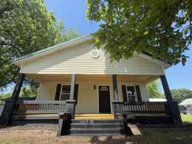 618 E Gentry Ave - Photo 1 of 1