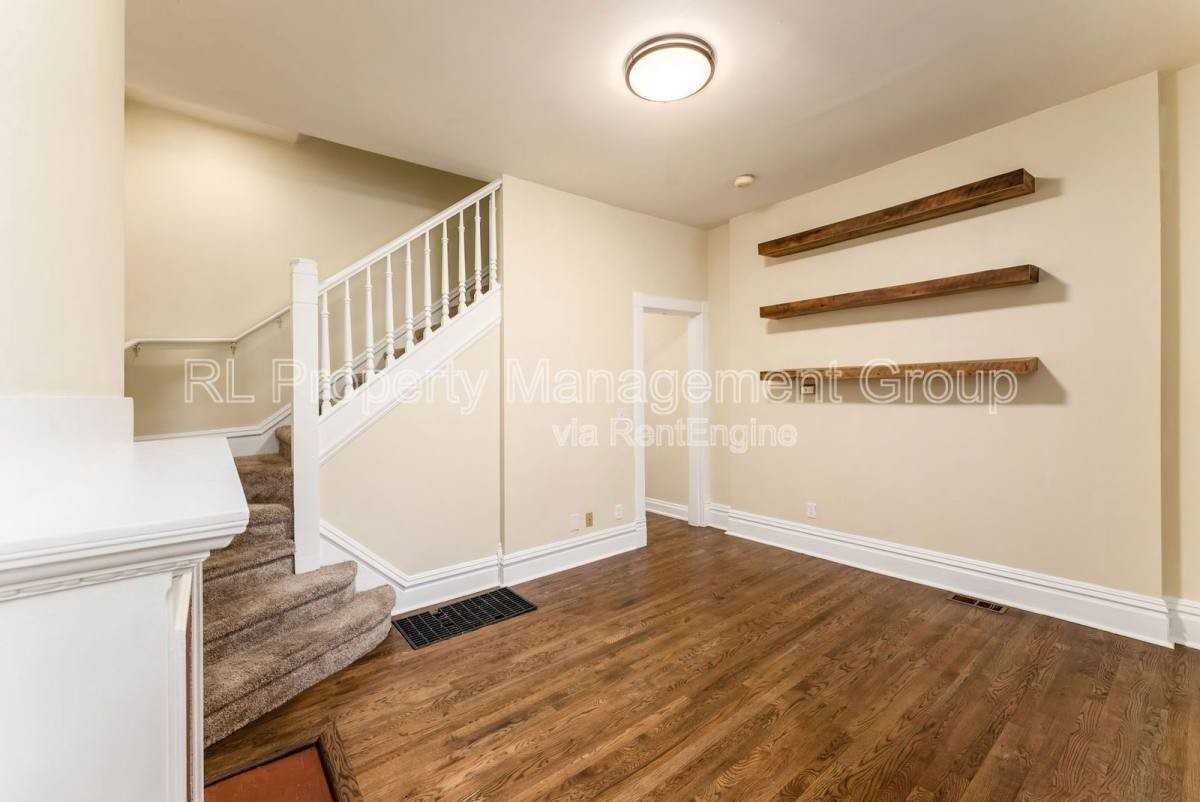 22 W 4th Ave - Photo 3 of 10