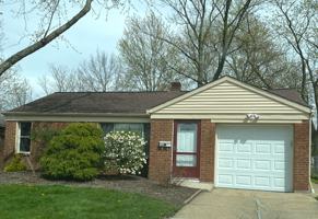 featured image of 1663 Longwood Dr
