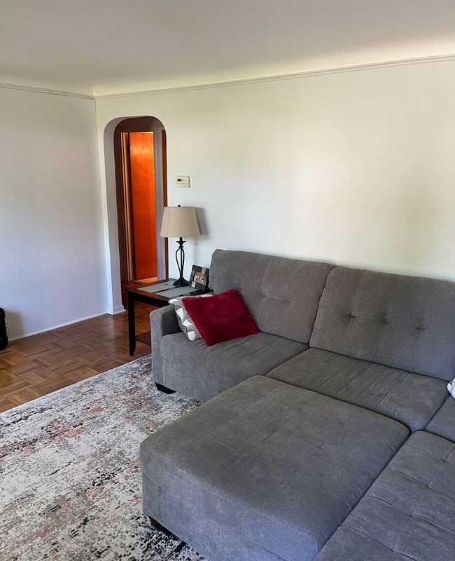 1663 Longwood Dr - Photo 3 of 11