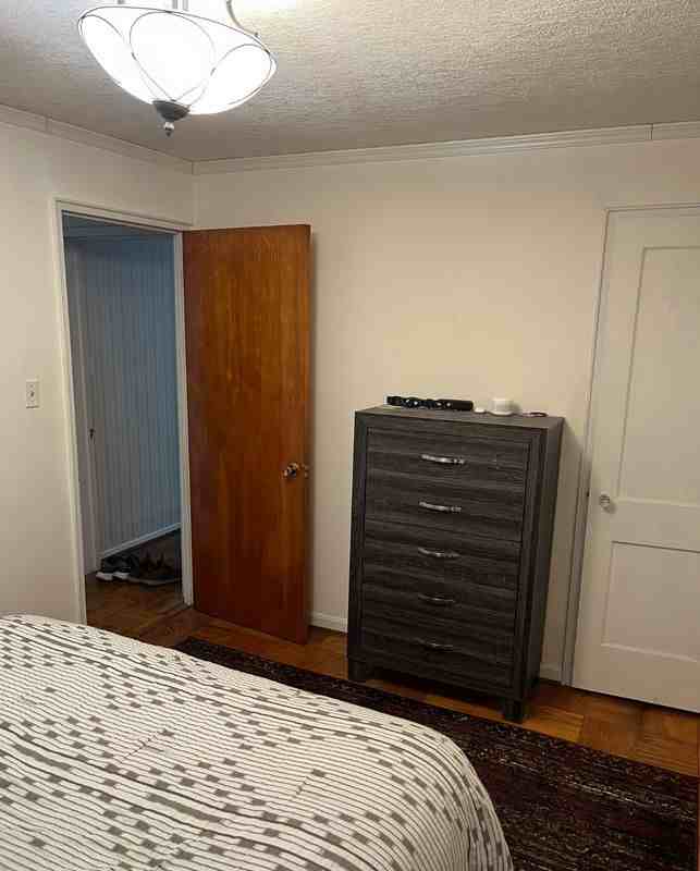 1663 Longwood Dr - Photo 6 of 11