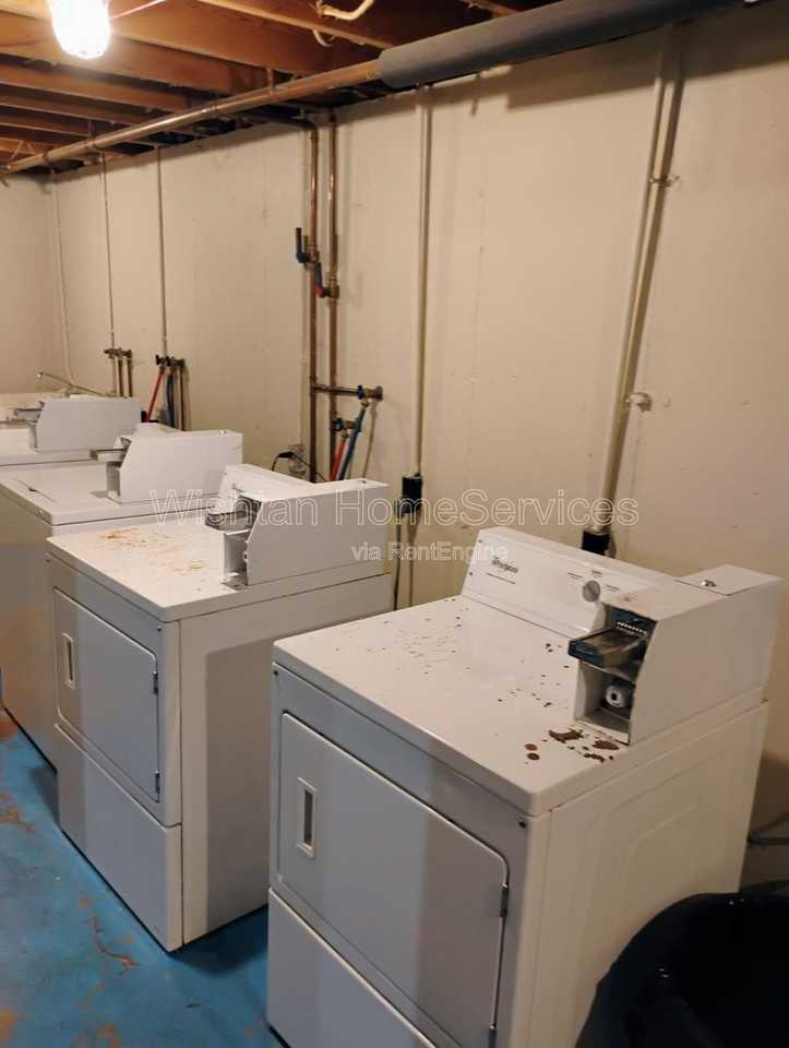 218 N Charleston Blvd #5 - Photo 7 of 13