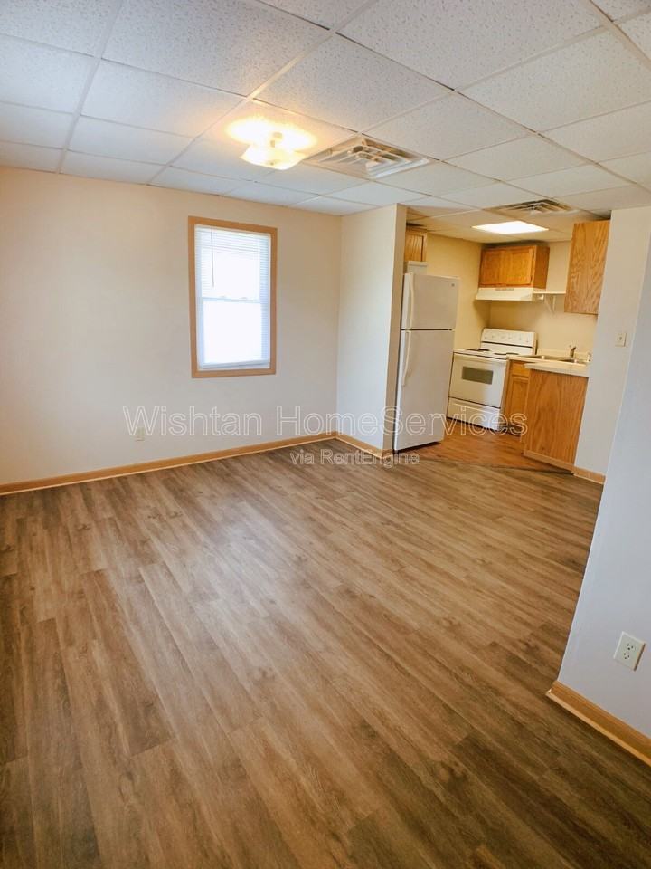 308 West Adams Street #3