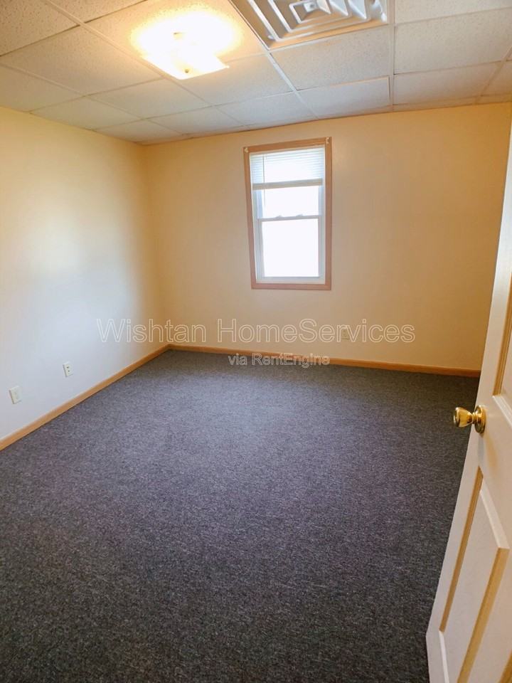 308 West Adams Street #3 - Photo 4 of 12