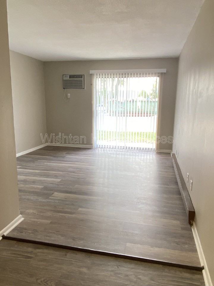 217 N Charleston Blvd #1 - Photo 3 of 22