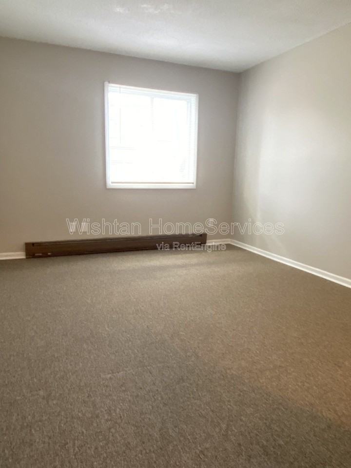 217 N Charleston Blvd #1 - Photo 6 of 22