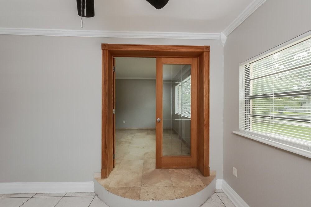 5809 Buchanan Street - Photo 3 of 16