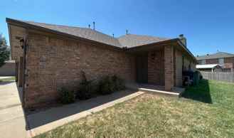 11442 Nw 9th Ter - Photo 1 of 1