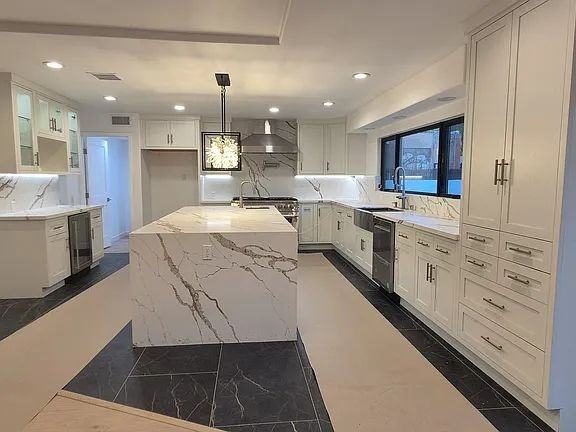 6112 W 6th St - Photo 6 of 50