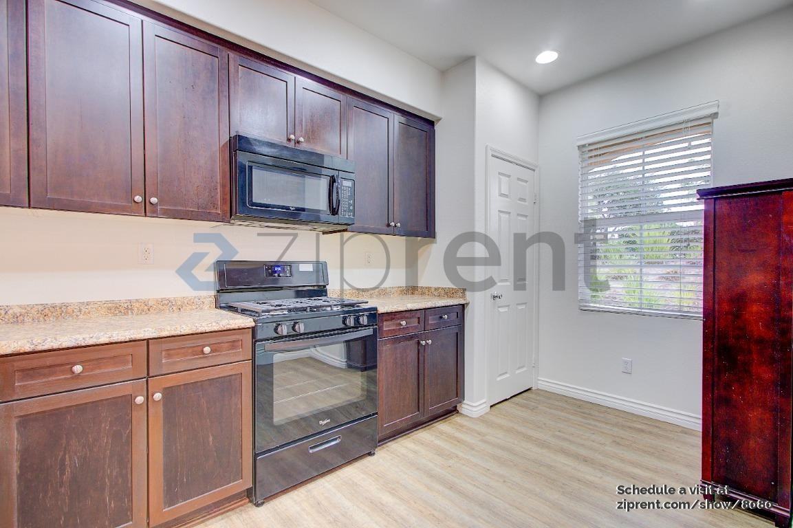 7014 Logsdon Dr - Photo 3 of 20