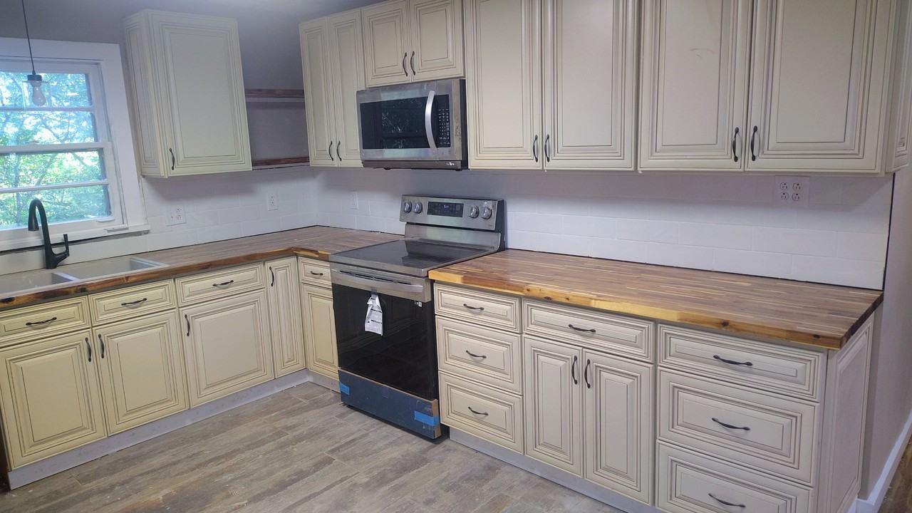 2626 Vucrest Avenue #NA - Photo 2 of 5