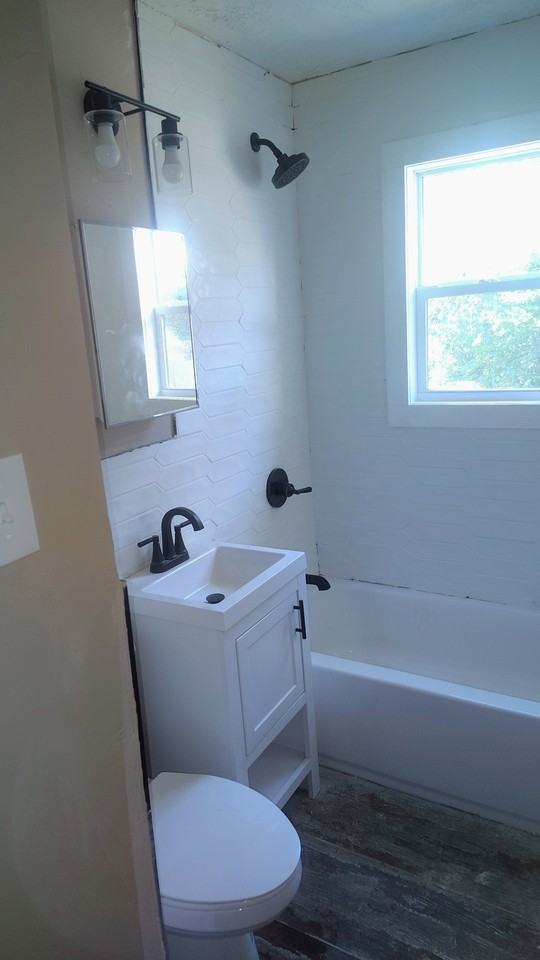 2626 Vucrest Avenue #NA - Photo 3 of 5