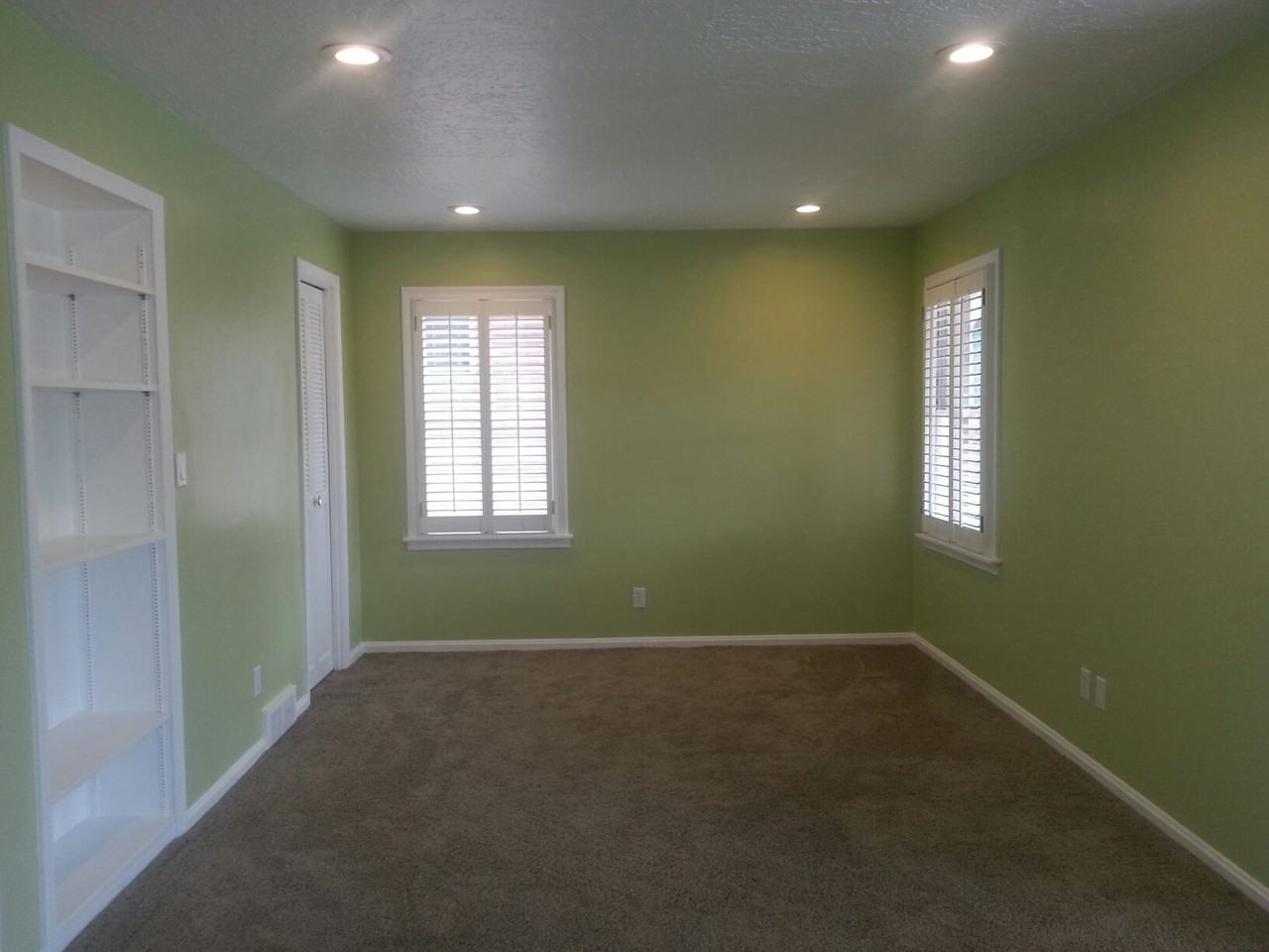 861 E Westminster Ave - Photo 3 of 9