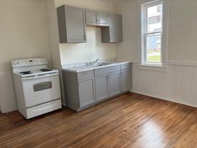 44 Grove St #C - Photo 1 of 1