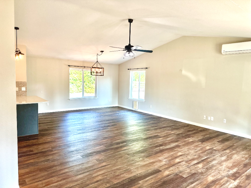101 Ne Lennies Loop - Photo 2 of 35