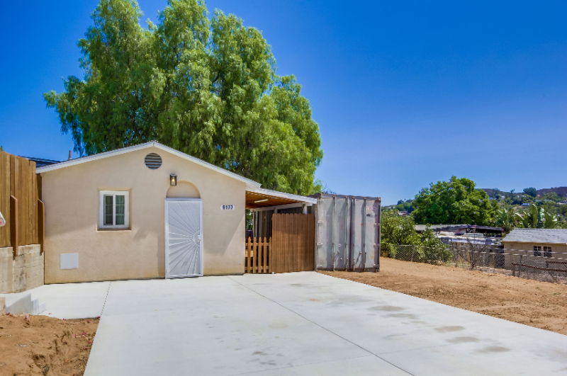 9177 Creekford Dr #1 - Photo 4 of 24