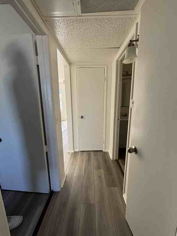 1134 E Avenue Q - Photo 7 of 8