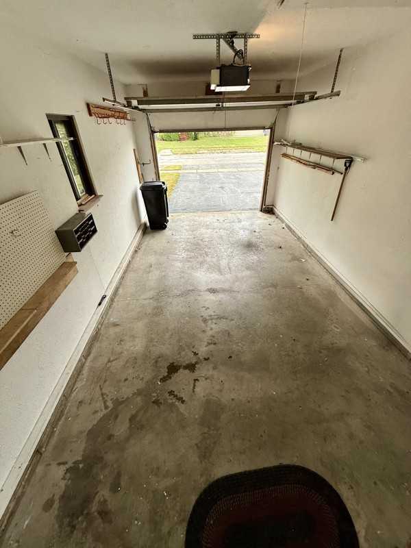 2759 Pin Oak Dr - Photo 3 of 21