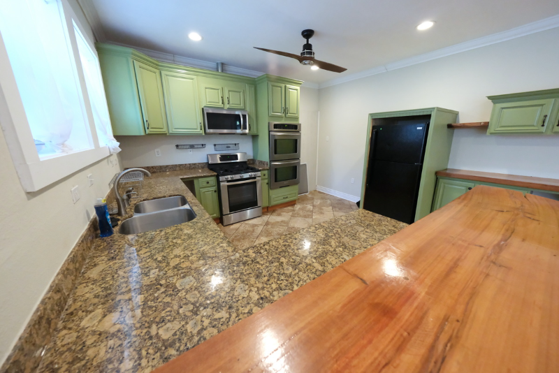 3147 N Johnson St - Photo 5 of 17