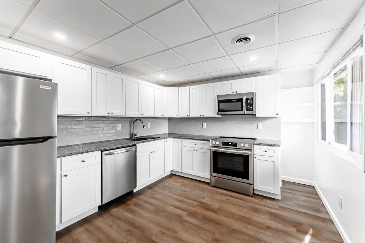 321 Waitman Street Unit A - Photo 4 of 19