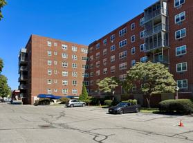 27 Northill St #6W - Photo 1 of 1