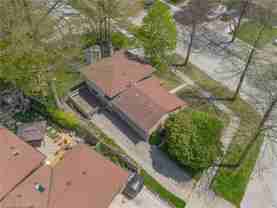 113 Martinglen Cres - Photo 1 of 1