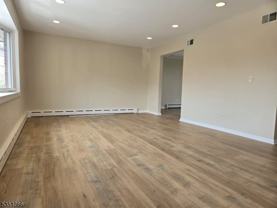 94 Rose Pl - Photo 1 of 1